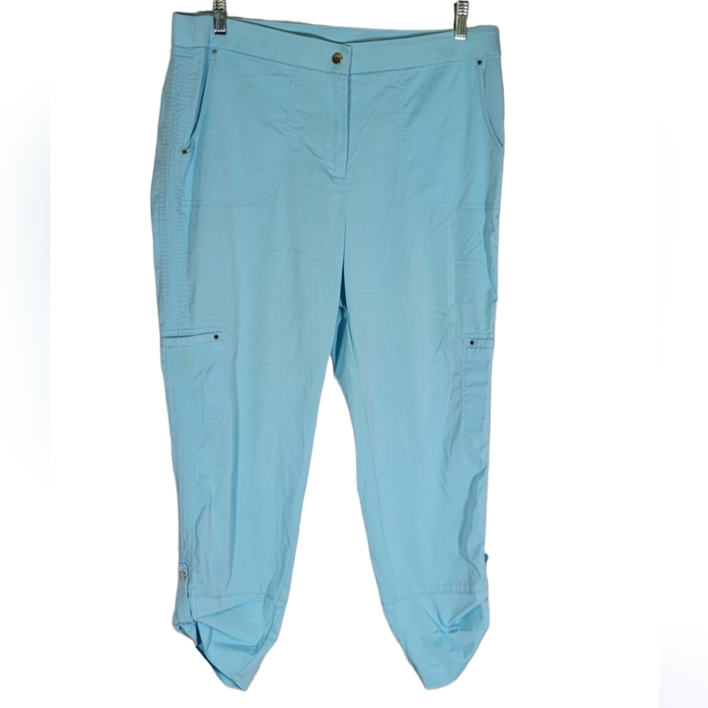 Chicos- Pants light blue. Size 2.5 Crop. (U.S. size 14)